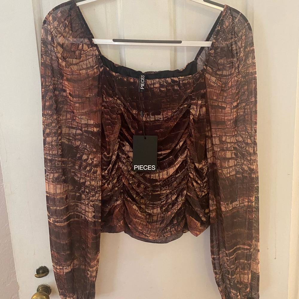Draped blouse in snakeskin print with brown tones